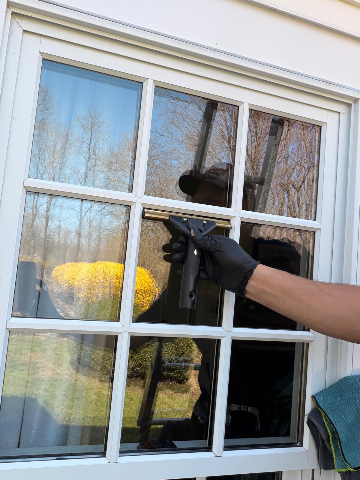 Window before professional cleaning, job 4